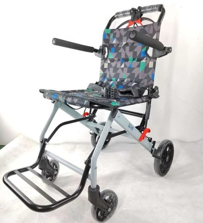 KURSI RODA TRAVEL / TRAVEL WHEEL CHAIR (MOTIF)