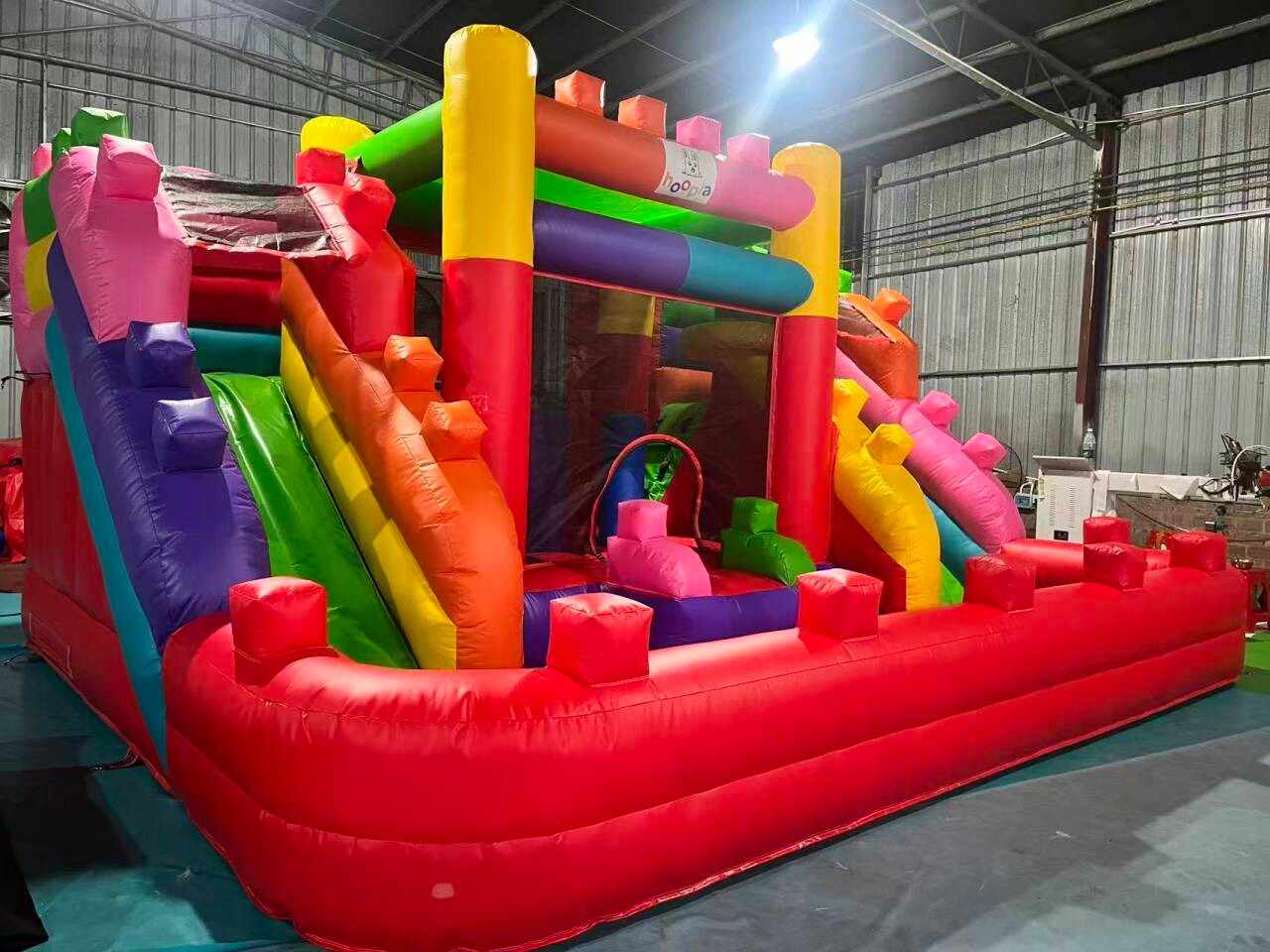 MEGA BLOCK ADVENTURE CASTLE BOUNCY